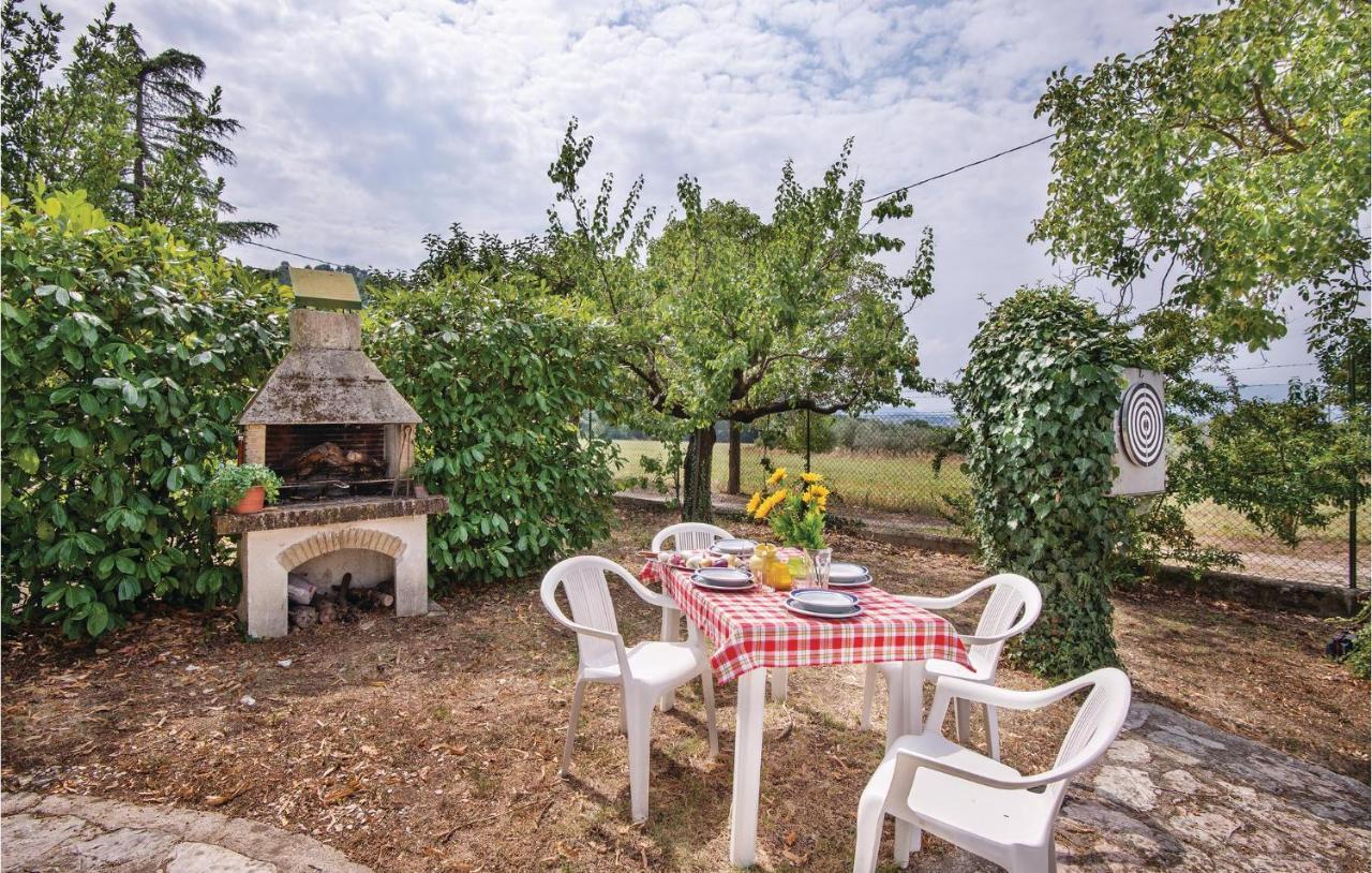 Amazing Home In Spoleto With Wifi Bazzano Inferiore ภายนอก รูปภาพ